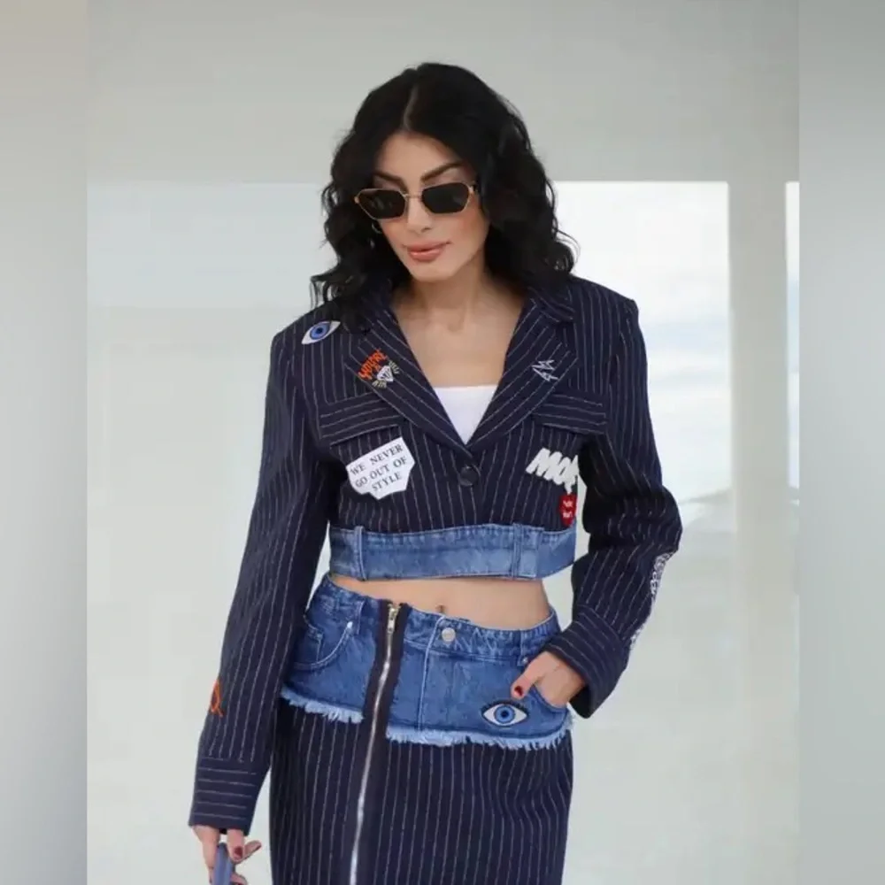 MAXMILA PARIS  Premium Crop Blazer with Embroidered Denim Trim size M NWT - Picture 2 of 8
